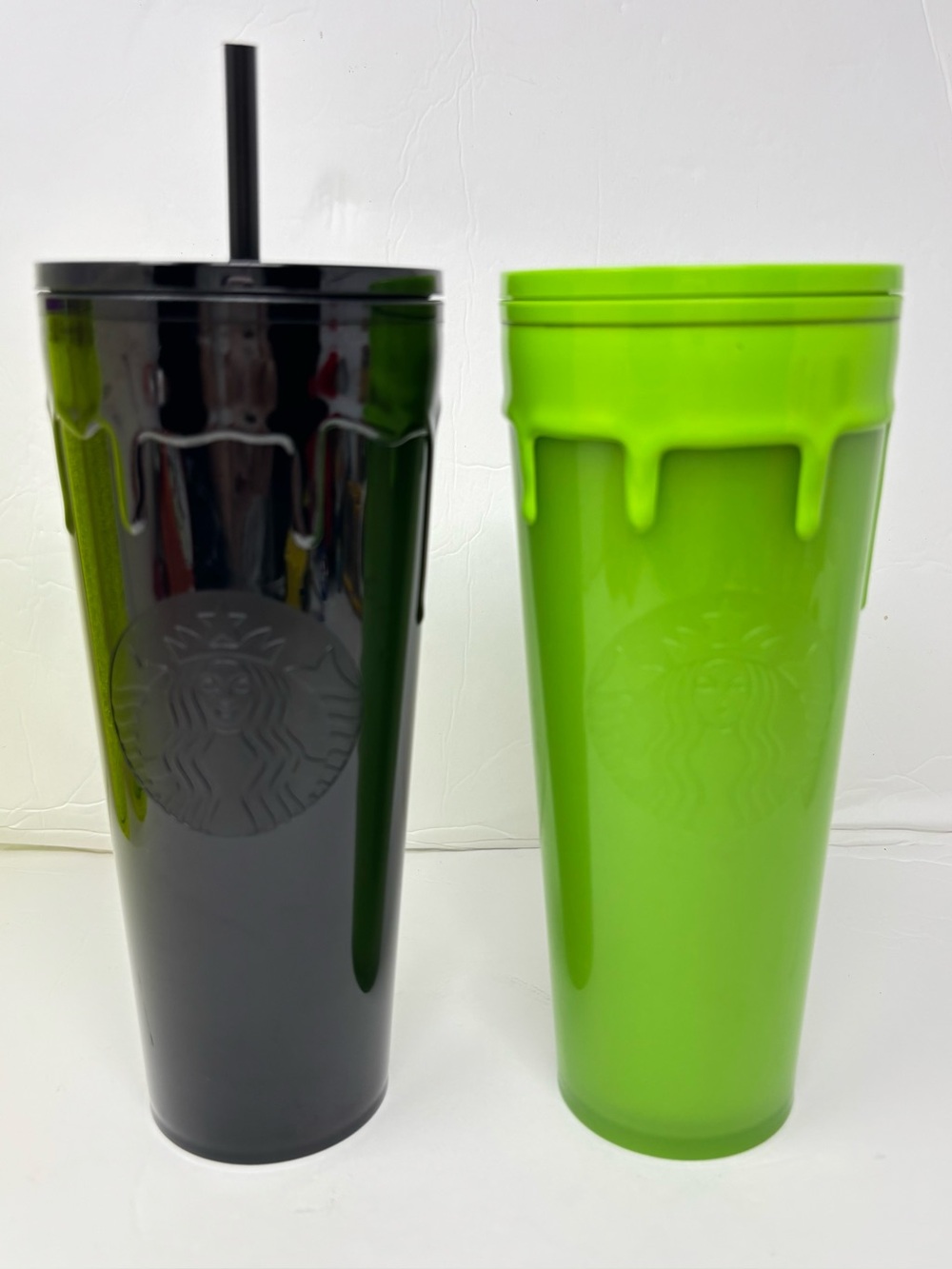 Starbucks Halloween Green Slime Glow In The Dark Tumbler Cold Cup & Black Drip